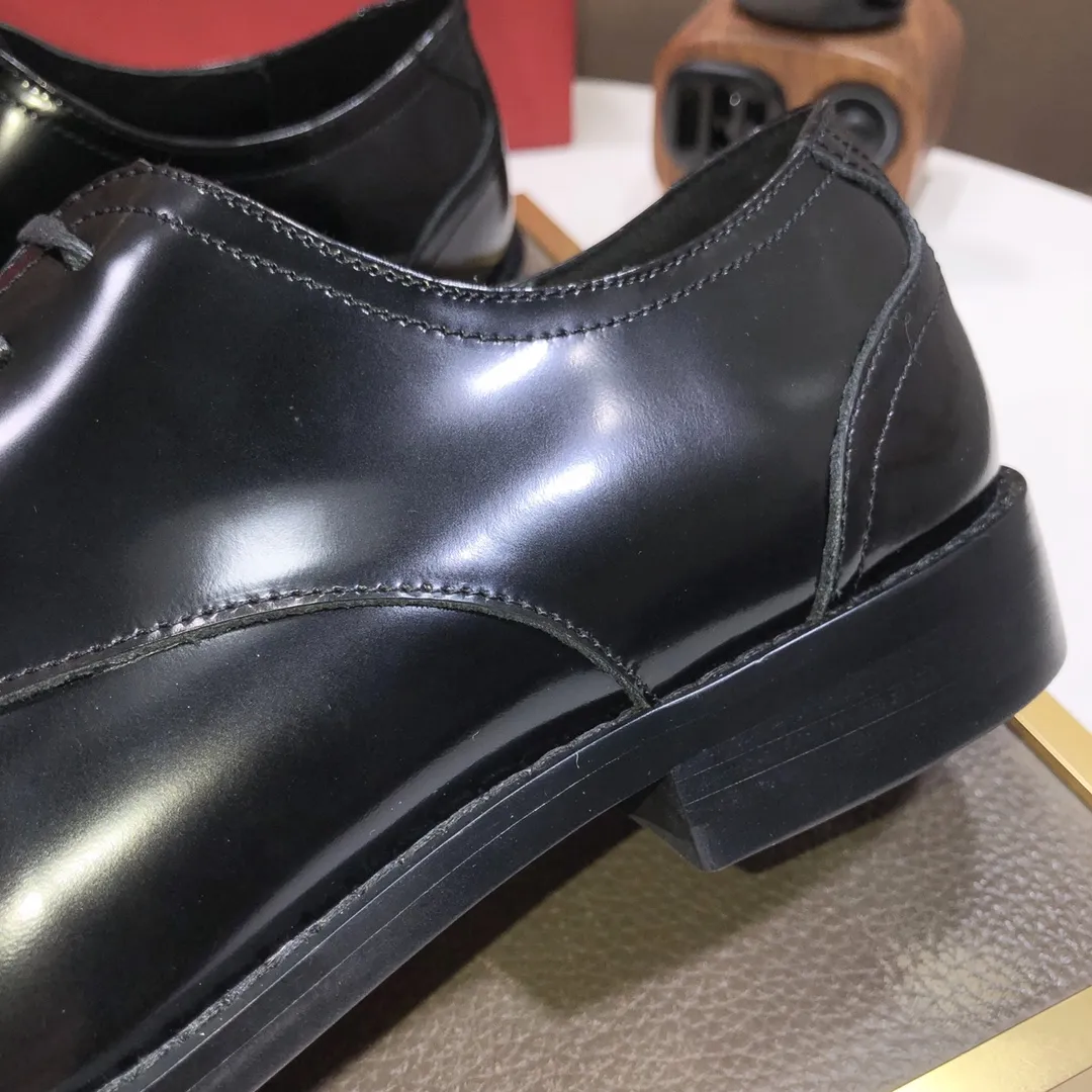 Men's shoes 💰480💰[Ferragamo/Ferragamo] The latest model in the counter, original imported cowhide fabric + sheepskin lining + original luxury metal buckle + original combination outsole, no pressure in comparison 38--44 (custom-made for 45, non-refundable)